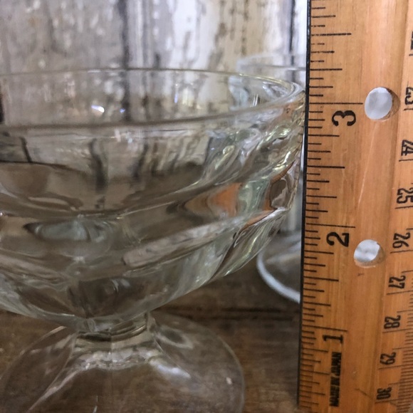 Soda Fountain style sundae/ sherbet glasses set of 4 - Picture 5 of 5